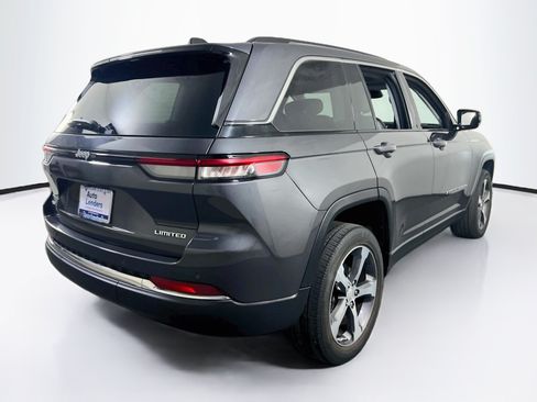 Used 2023 Jeep Grand Cherokee Limited AWD/4WD image 5