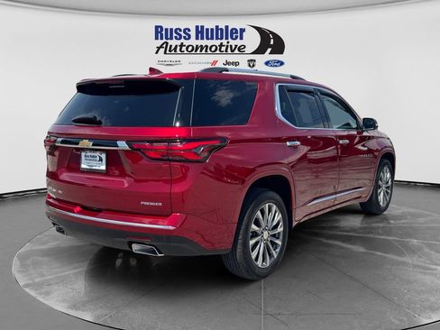 Used 2023 Chevrolet Traverse Premier AWD/4WD image 7