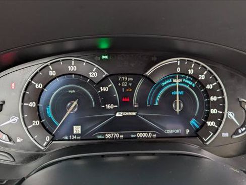 Used 2019 BMW 530e RWD image 24