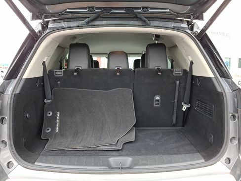 Certified 2023 Nissan Pathfinder SL w/ Lighting Package (N92) image 28