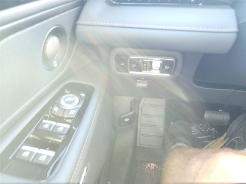 New 2026 Lincoln Nautilus Reserve image 31