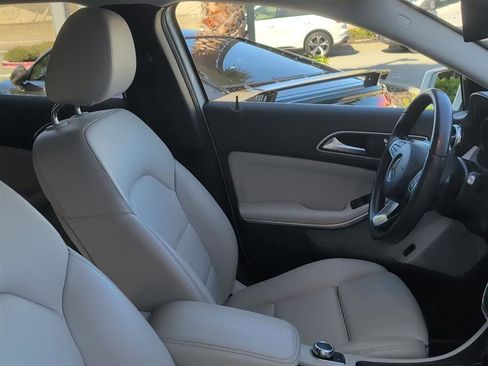 Used 2020 Mercedes-Benz GLA 250 image 10