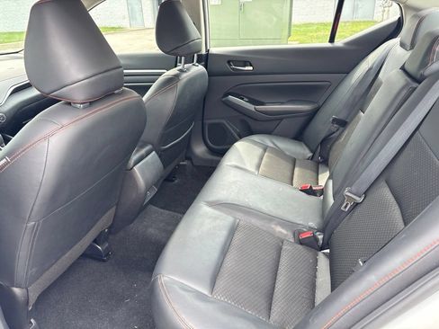 Used 2025 Nissan Altima 2.5 SR FWD image 17