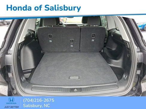 Used 2023 Jeep Grand Cherokee Laredo w/ Luxury Tech Group I image 25