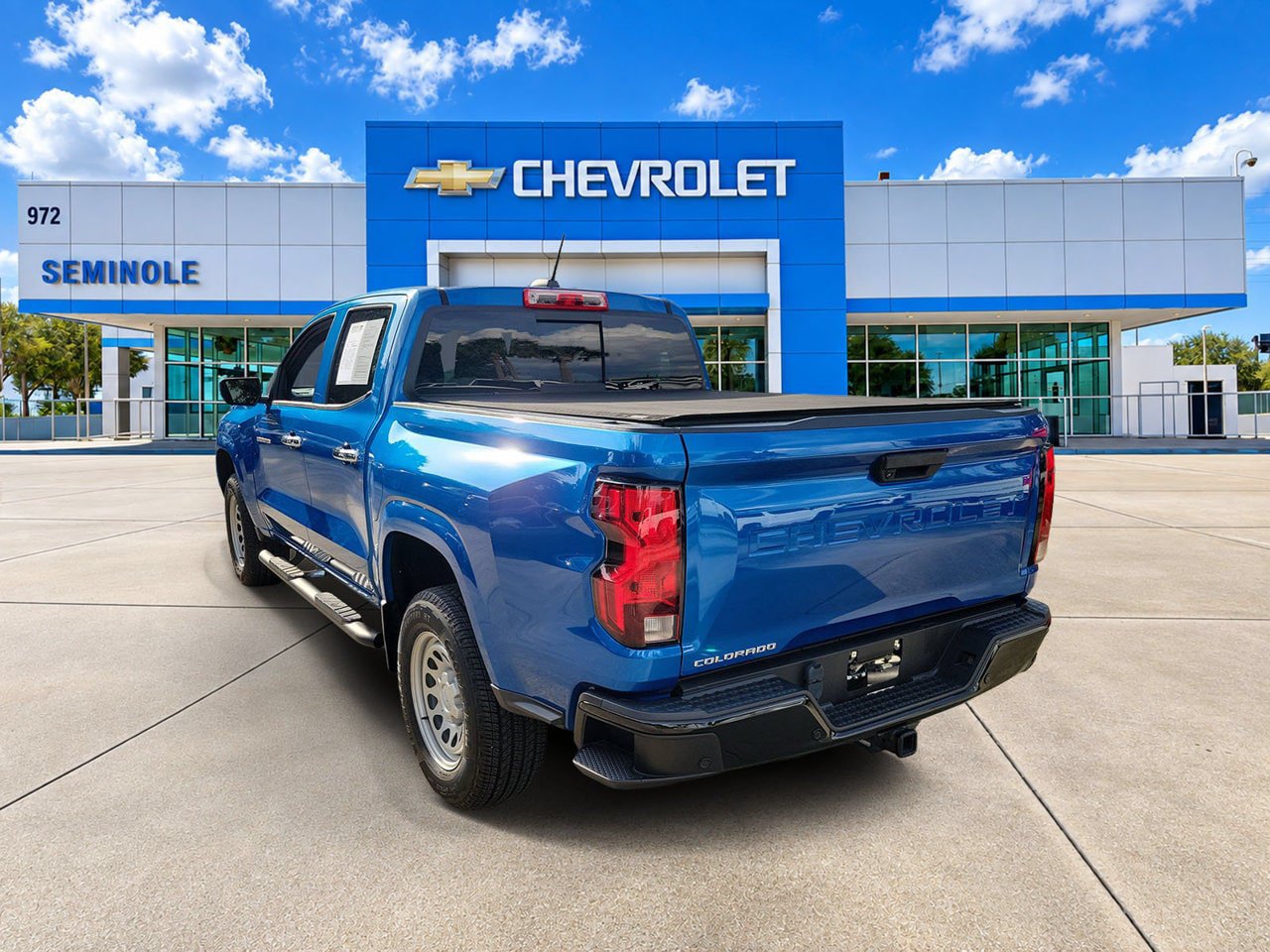 Used 2023 Chevrolet Colorado W/T w/ Safety Package RWD image 4