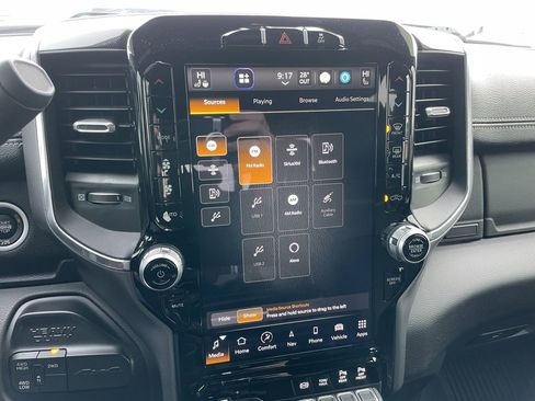 Used 2023 RAM 2500 Laramie w/ Night Edition image 16