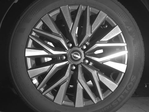 Used 2025 Nissan Altima 2.5 SV image 12