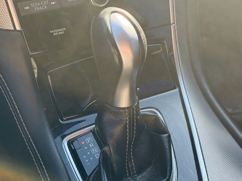 Used 2017 INFINITI Q50 3.0t Premium image 8