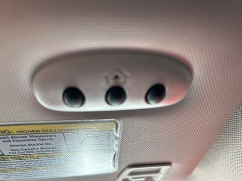 Used 2016 Ford Escape Titanium image 25