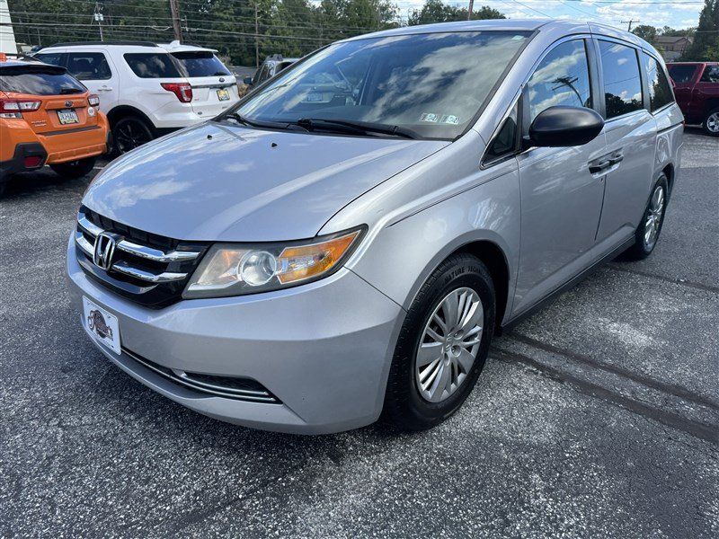 Used 2014 Honda Odyssey LX image 4