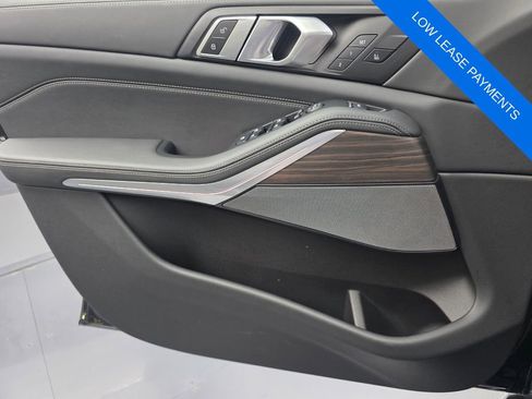 Used 2026 BMW X5 sDrive40i w/ Climate Comfort Package RWD image 25