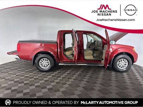 Used 2018 Nissan Frontier SV image 13