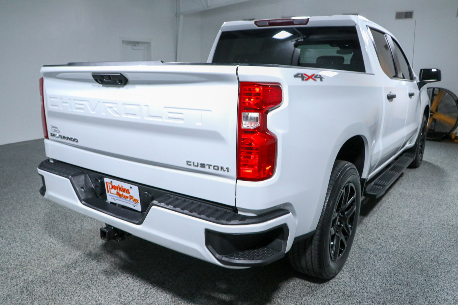 Used 2024 Chevrolet Silverado 1500 Custom AWD/4WD image 7