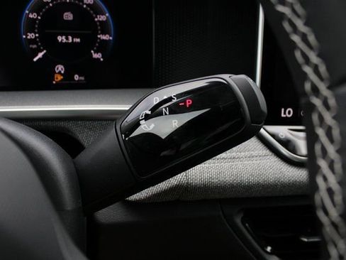 New 2025 Volkswagen Tiguan S FWD image 14