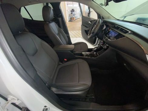 Used 2023 Buick Encore GX Preferred w/ Cold Weather Comfort Package FWD image 37