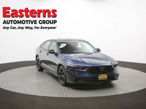 Used 2025 Honda Accord SE image 51