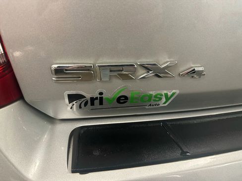 Used 2015 Cadillac SRX Luxury w/ Driver Awareness Package image 9