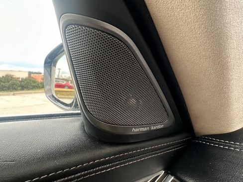 Used 2016 BMW 750i xDrive image 36