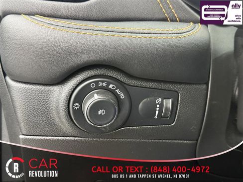 Used 2022 Dodge Durango R/T w/ Quick Order Package 22F image 30