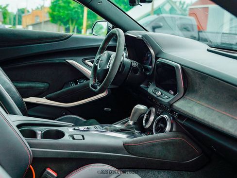 Used 2022 Chevrolet Camaro ZL1 RWD image 37