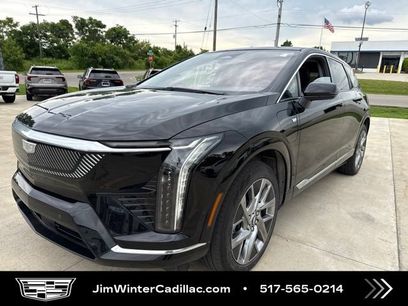 Certified 2025 Cadillac Optiq Luxury 2 w/ LPO, Floor Liner Package