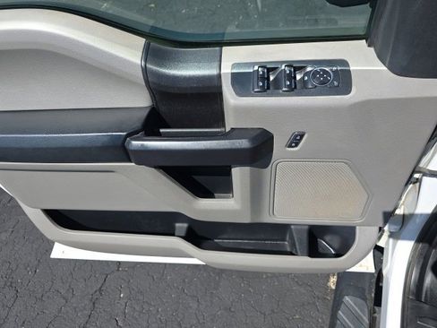 Used 2017 Ford F150 XL w/ Equipment Group 101A Mid image 9