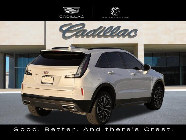 Used 2024 Cadillac XT4 Sport FWD image 3