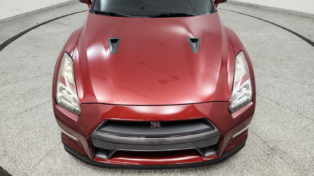Used 2015 Nissan GT-R Premium AWD/4WD image 11
