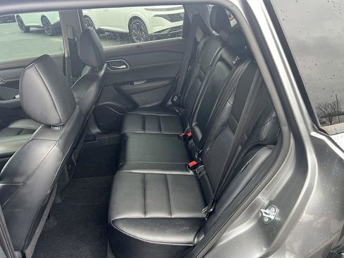 Certified 2021 Nissan Rogue SV w/ Premium Package image 14