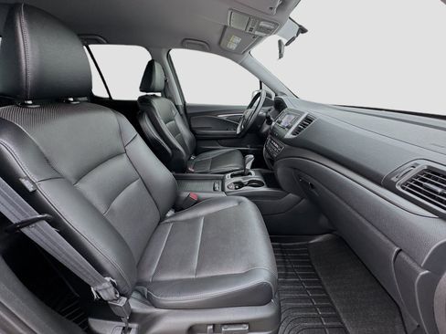 Used 2018 Honda Ridgeline RTL image 18