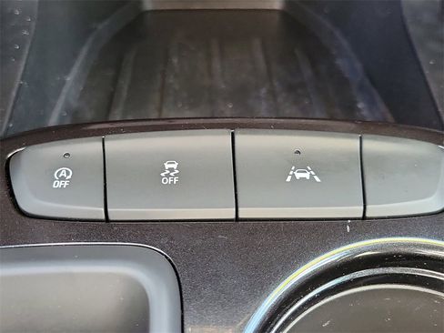 Used 2023 Chevrolet TrailBlazer LS image 25