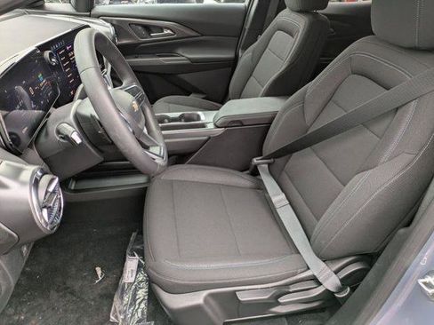 New 2026 Chevrolet Equinox EV LT image 11