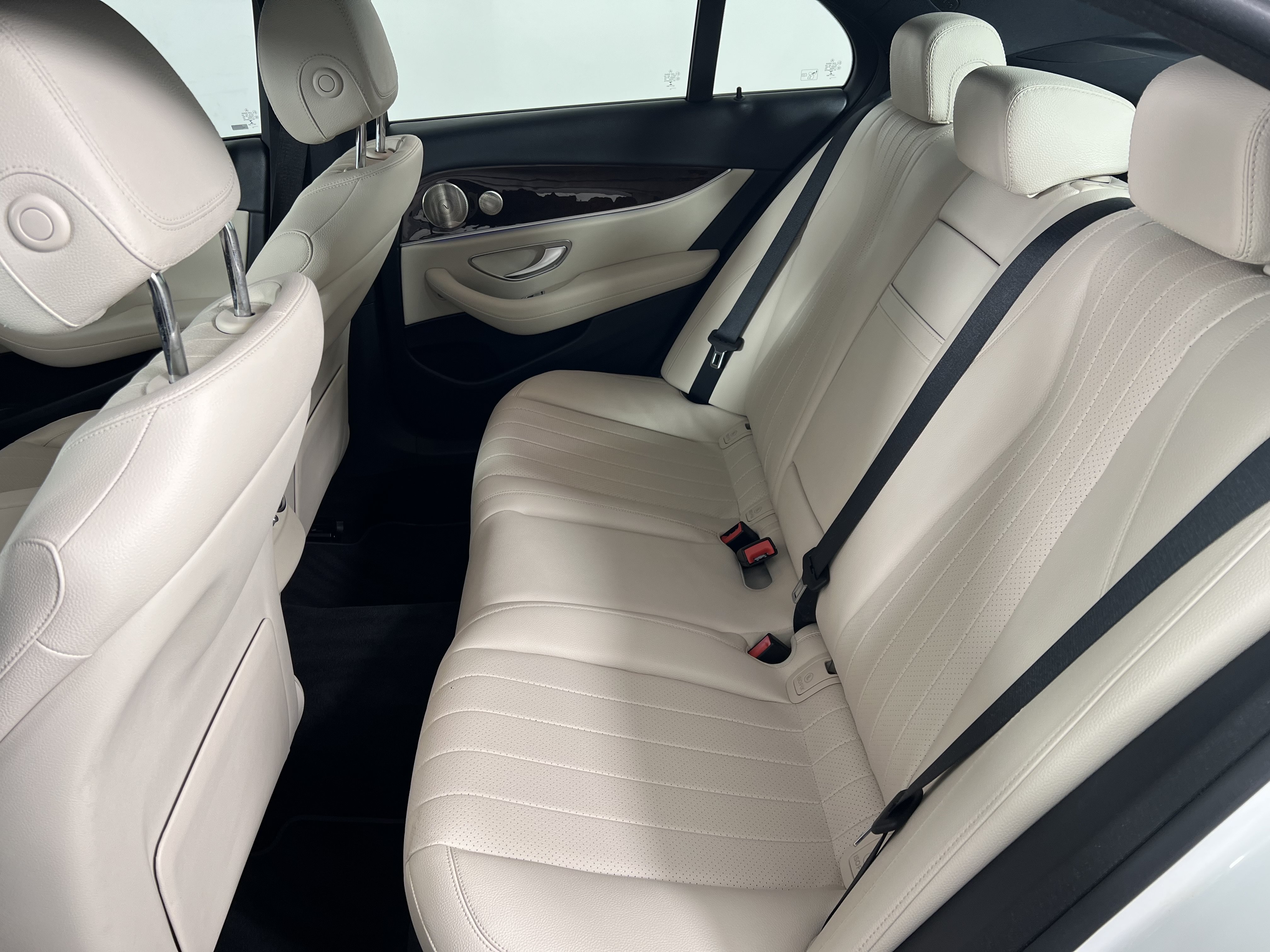 Certified 2022 Mercedes-Benz E 450 4MATIC Sedan image 20