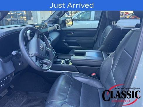 Used 2024 Toyota Sequoia Platinum image 17