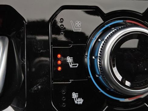 New 2026 GMC Sierra 1500 AT4 w/ AT4 Premium Package image 8