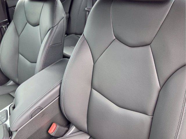 New 2026 Cadillac CT4 Luxury w/ LPO, ONYX Package RWD image 15