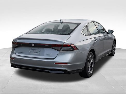 Used 2023 Honda Accord EX-L image 4