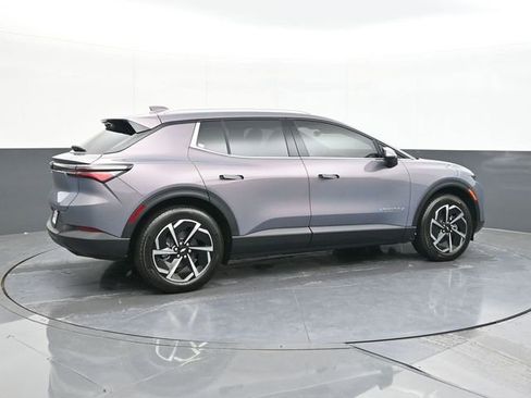 New 2026 Chevrolet Equinox EV LT image 14