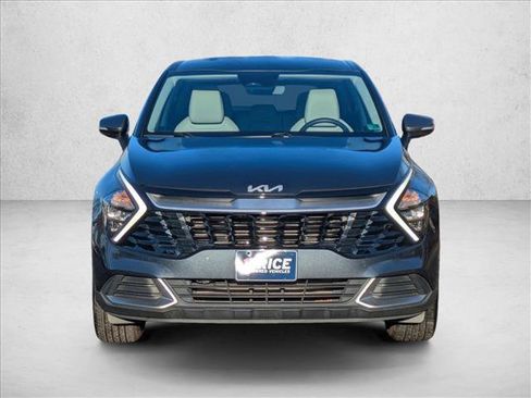 Used 2023 Kia Sportage EX image 2