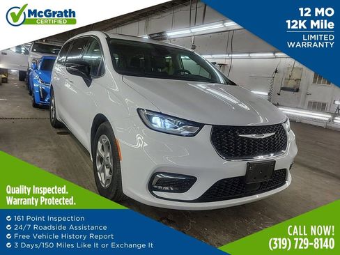 Used 2024 Chrysler Pacifica Limited FWD image 1