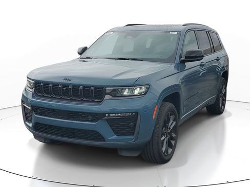 New 2026 Jeep Grand Cherokee L Limited AWD/4WD image 2