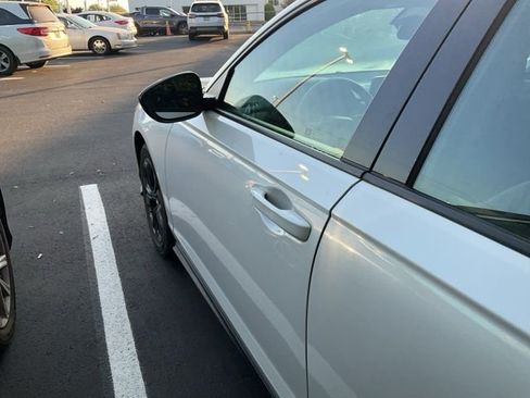 Used 2025 Honda Accord SE image 10