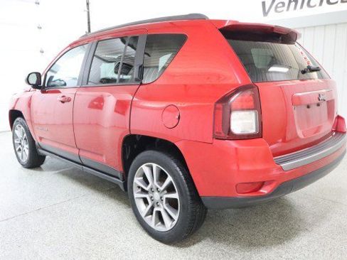 Used 2017 Jeep Compass Sport w/ Power Value Group FWD image 3