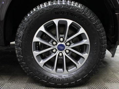 Used 2020 Ford F150 XLT w/ Equipment Group 302A Luxury AWD/4WD image 13