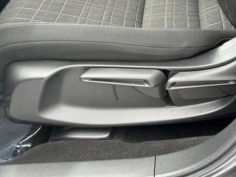 Certified 2023 Honda HR-V LX image 23