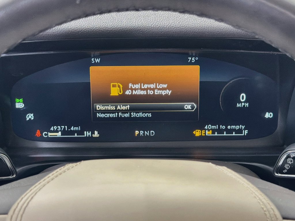 Used 2024 Lincoln Aviator Reserve w/ Elements Package Plus RWD image 16