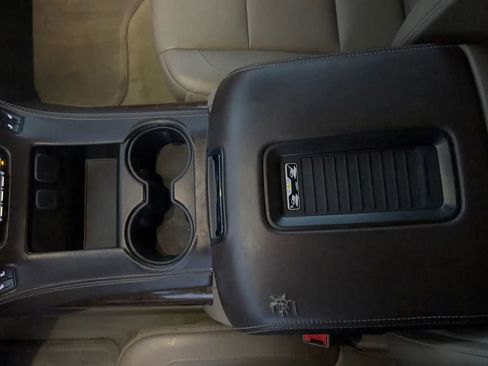 Used 2016 Chevrolet Suburban LT w/ Texas Edition Package image 27