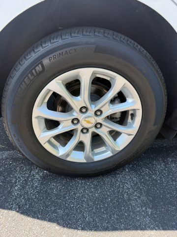 Used 2021 Chevrolet Equinox LS FWD image 31