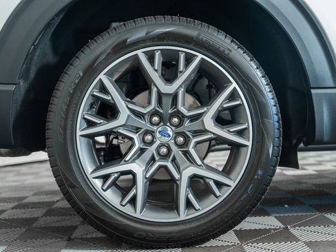 Used 2025 Ford Explorer Platinum w/ Ultimate Package image 22