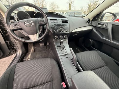 Used 2013 MAZDA MAZDA3 i Touring FWD image 10